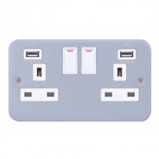 Selectric Metal Clad 2 Gang 13A Switched Socket with USB Outlet Selectric Metal Clad 2 Gang 13A Switched Socket with USB Outlet